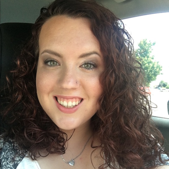 Meet your Posher, Michala - Picture 1 of 1